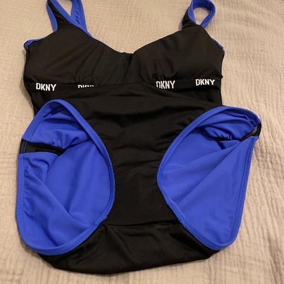 DKNY blue one piece swimwear.Size 8 - Picture 10 of 10